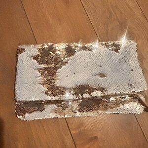 Stella and Dot Sequin Clutch Gold and White